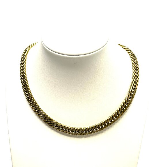 VINTAGE NECKLACE STACK: Liz Claiborne, Monet & Trifari Gold Chain Trio - Picture 2 of 15